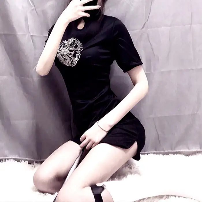 女仆们